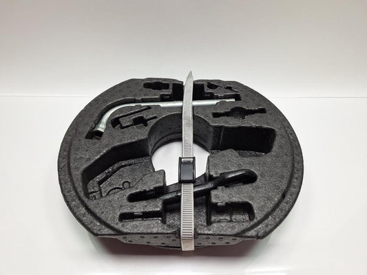 Trusă de scule VOLKSWAGEN GOLF VI 5K1_ 2011 TDi BlueMotion CAYC 77KW|105HP 2011
