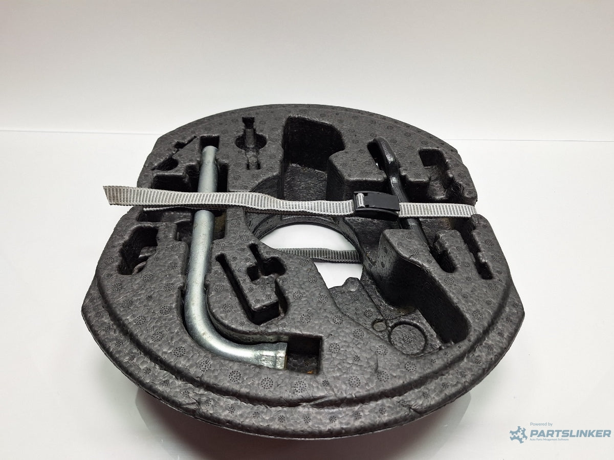 Trusa de scule VOLKSWAGEN GOLF VI 5K1_ 2008 - 2012 TDi BlueMotion CAYC 1K0012115F