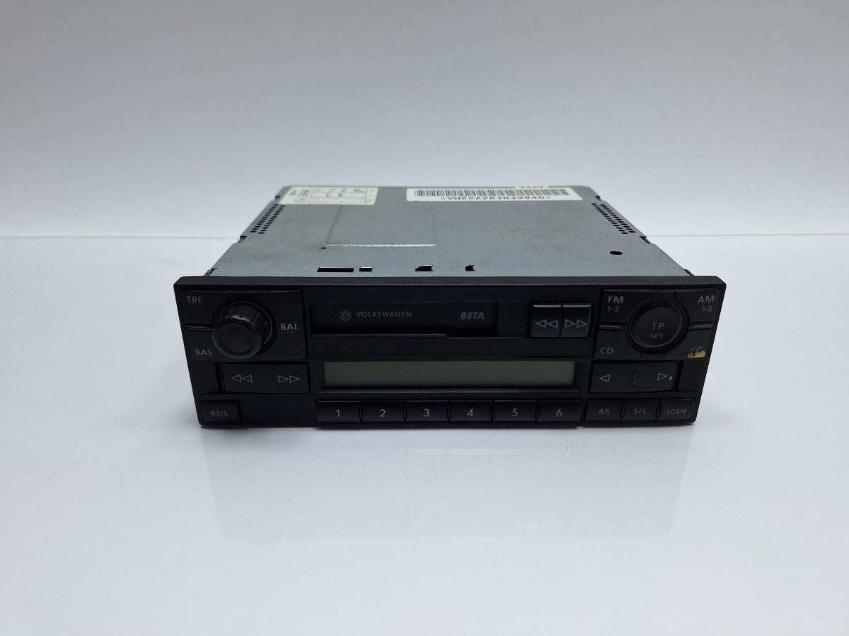 Radio VOLKSWAGEN PASSAT 3B3 2000 - 2005 1.6 1.6 ALZ 1J0035152E