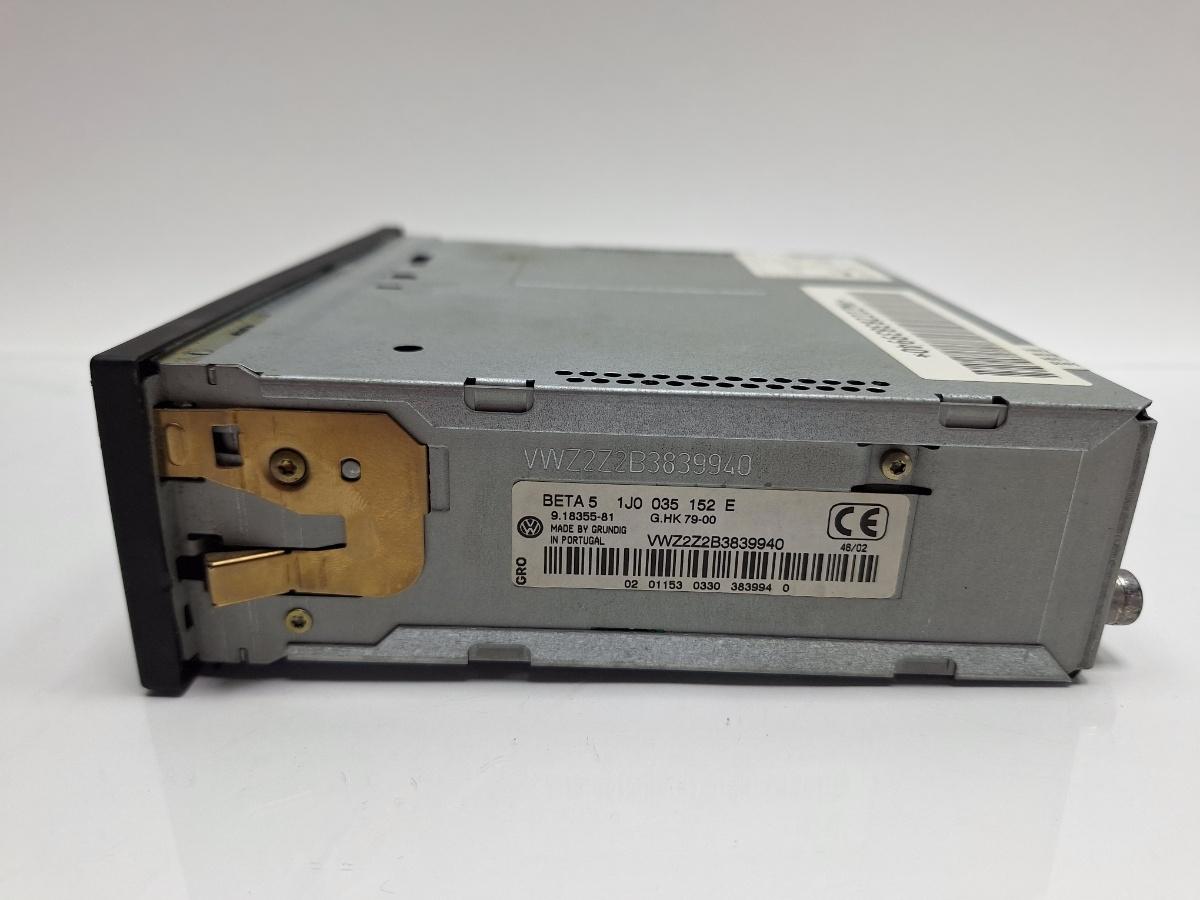 Radio VOLKSWAGEN PASSAT 3B3 2000 - 2005 1.6 1.6 ALZ 1J0035152E