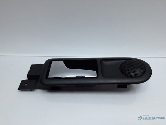 Maner interior usa stanga spate VOLKSWAGEN PASSAT 3B3 2000 - 2005 1.6 1.6 ALZ 3B0839113