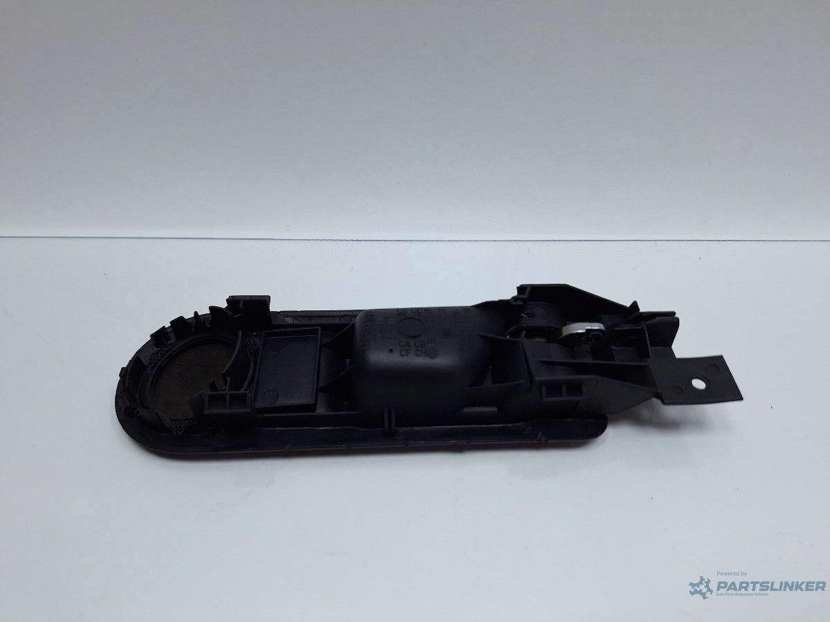 Maner interior usa stanga spate VOLKSWAGEN PASSAT 3B3 2000 - 2005 1.6 1.6 ALZ 3B0839113