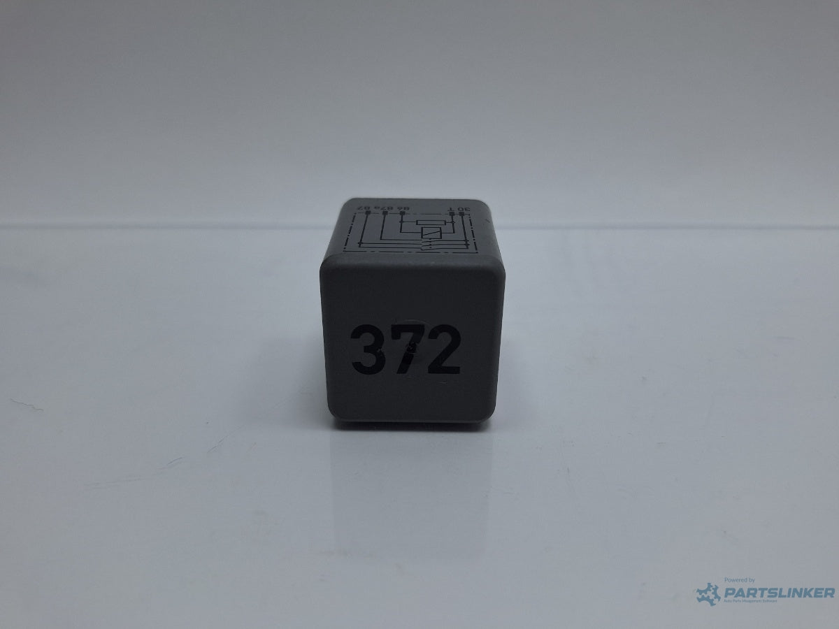 Releu pompa combustibil VOLKSWAGEN PASSAT 3B3 2000 - 2005 1.6 1.6 ALZ 4D0951253