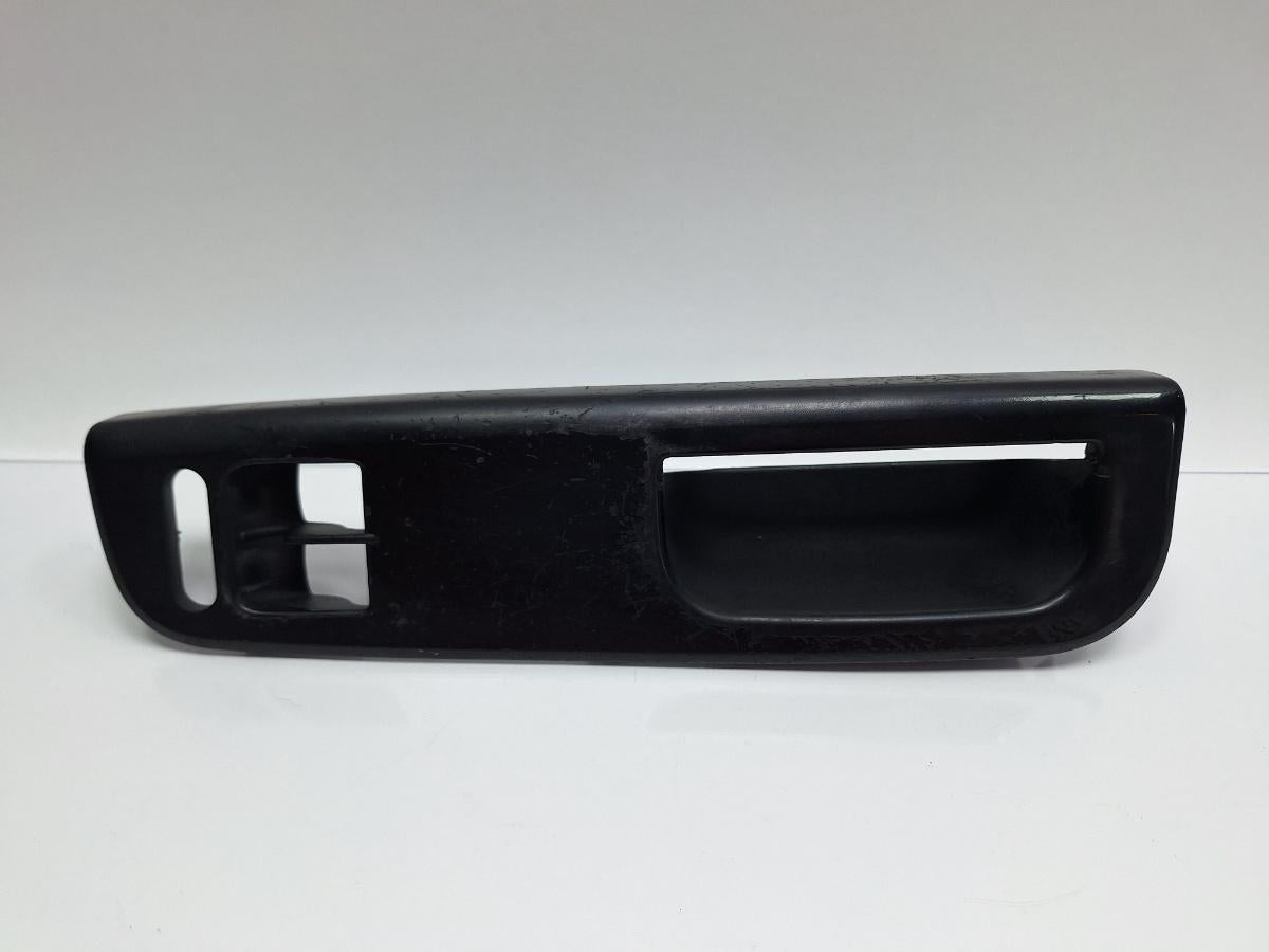 Maner interior usa stanga fata VOLKSWAGEN PASSAT 3B3 2000 - 2005 1.6 1.6 ALZ 3B1867171D