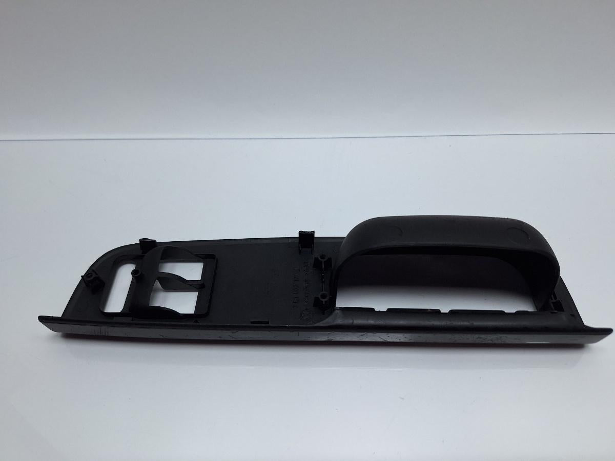 Maner interior usa stanga fata VOLKSWAGEN PASSAT 3B3 2000 - 2005 1.6 1.6 ALZ 3B1867171D