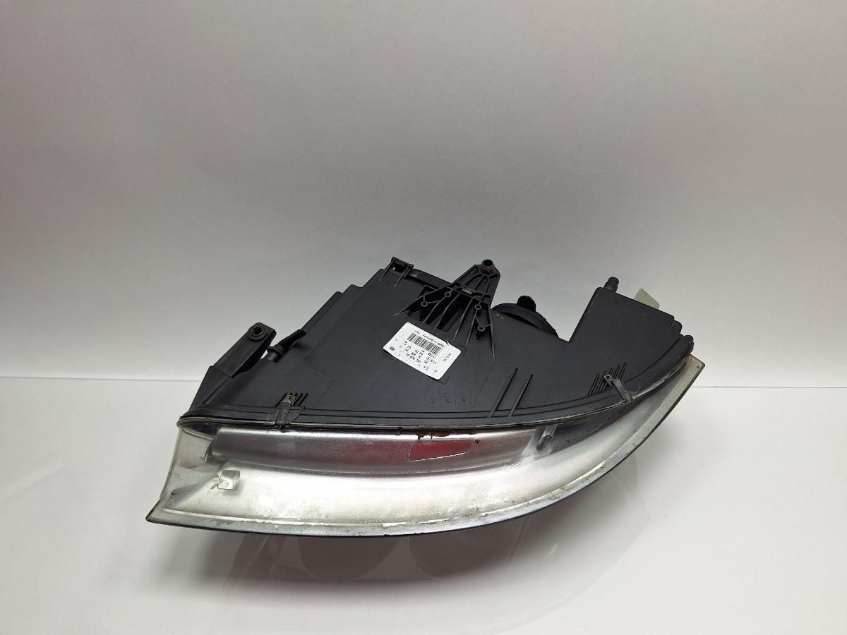 Far halogen dreapta VOLKSWAGEN PASSAT 3B3 2000 - 2005 1.6 1.6 ALZ 3B0941016AN