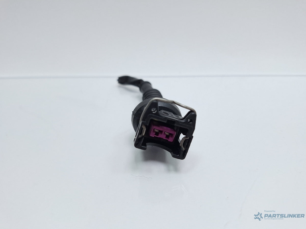 Mufa conector 2 pini VOLKSWAGEN PASSAT 3B3 2000 - 2005 1.6 1.6 ALZ 443906232