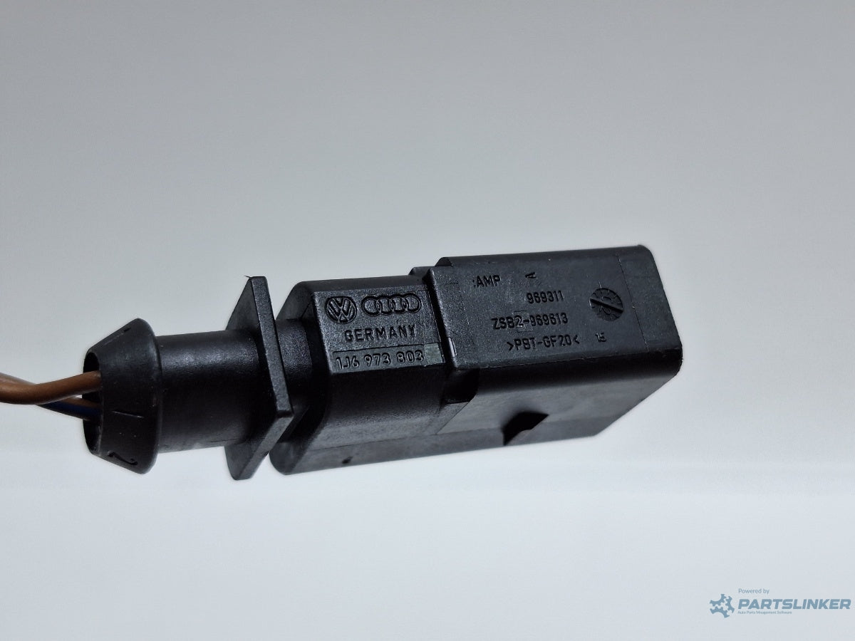 Mufa conector 3 pini VOLKSWAGEN PASSAT 3B3 2000 - 2005 1.6 1.6 ALZ 1J6973803