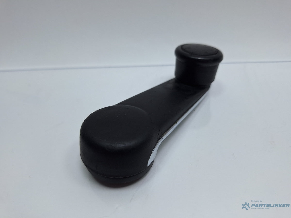 Maneta macara geam  spate VOLKSWAGEN PASSAT 3B3 2000 - 2005 1.6 1.6 ALZ 3B5839595