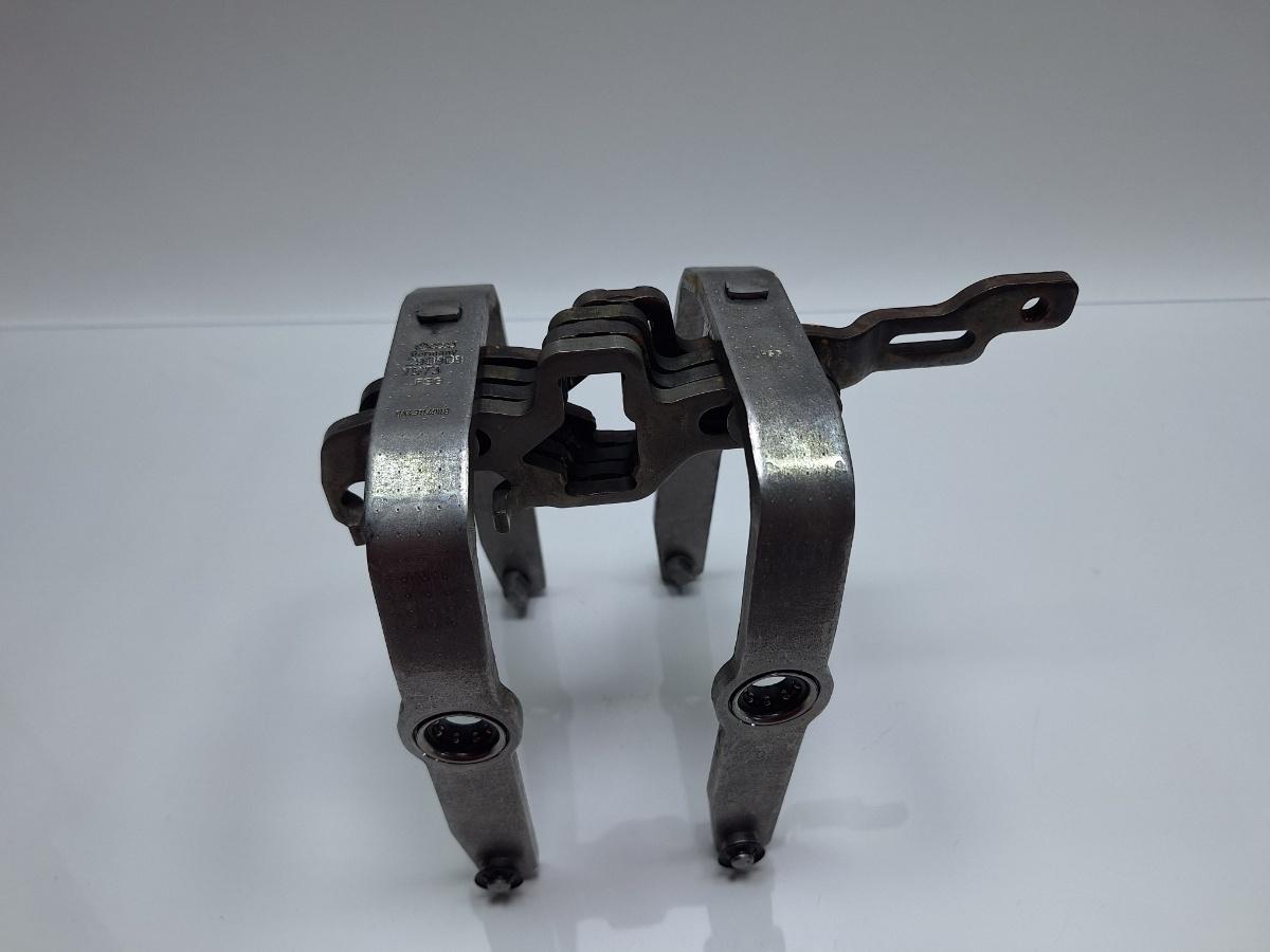 Furca selector viteze VOLKSWAGEN CADDY III Estate 2KB, 2KJ, 2CB, 2CJ 2004 - 2015 TDI BJB, BLS 0A4311490B