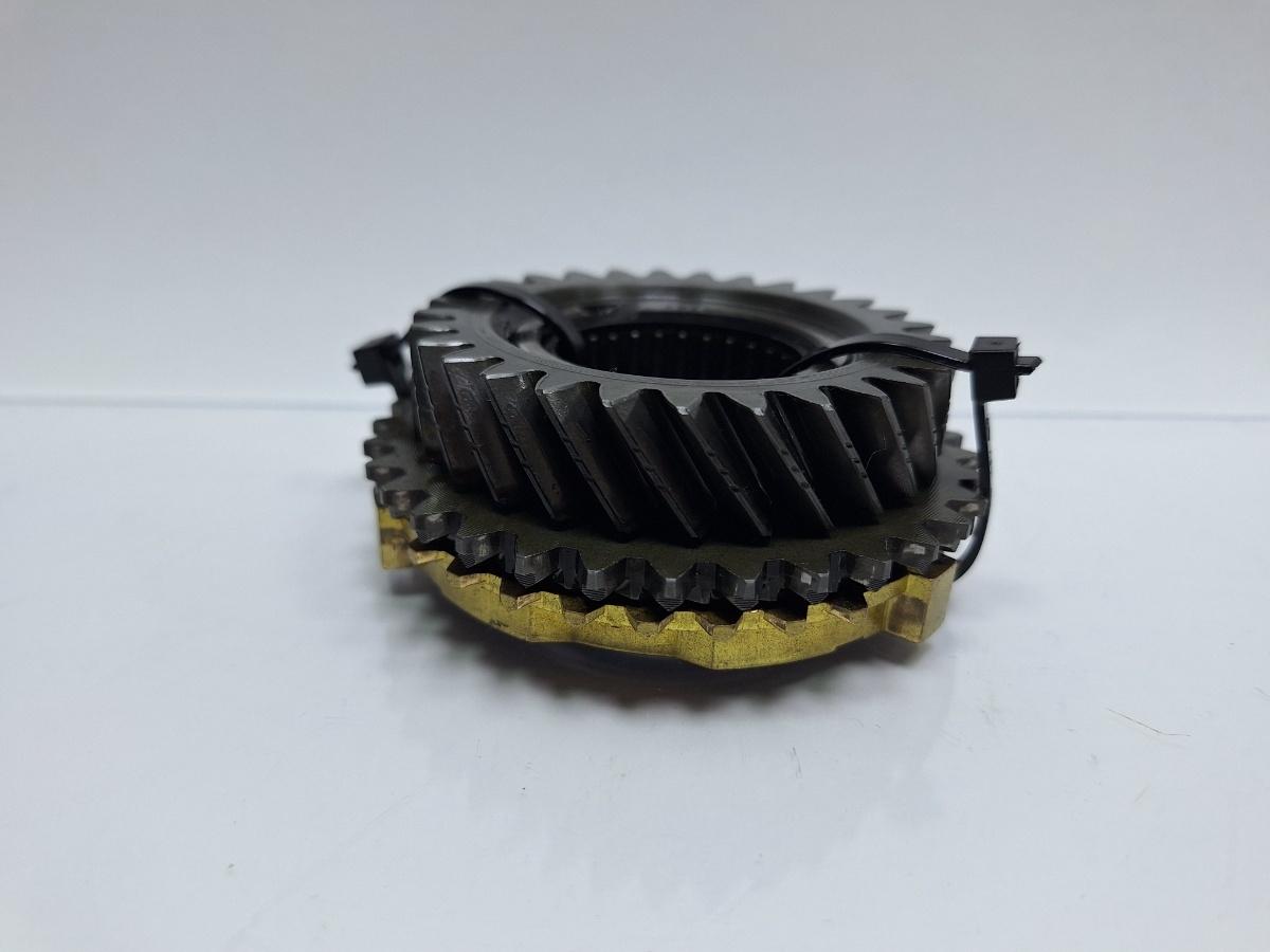 Pinion treapta a 4-a VOLKSWAGEN CADDY III Estate 2KB, 2KJ, 2CB, 2CJ 2004 - 2015 TDI BJB, BLS 0A4311351B , 02A311145BG