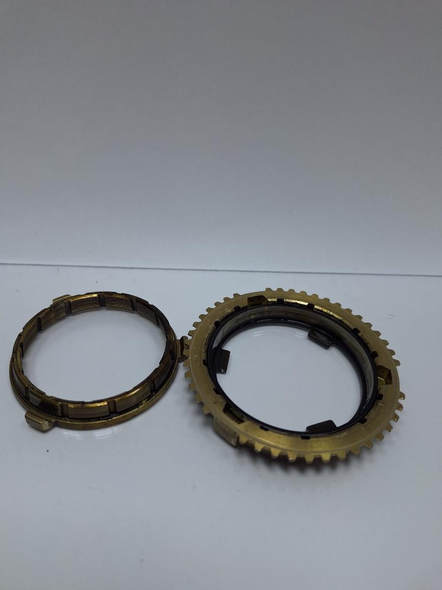 Sincroane treapta a 1-a VOLKSWAGEN CADDY III Estate 2KB, 2KJ, 2CB, 2CJ 2004 - 2015 TDI BJB, BLS 02J311277B , 02J311279