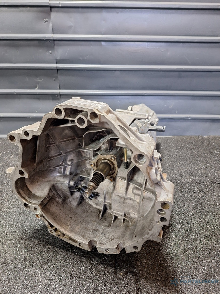 Cutie de viteze manuala 5 trepte VOLKSWAGEN PASSAT 3B3 2000 - 2005 1.6 1.6 ALZ DVP