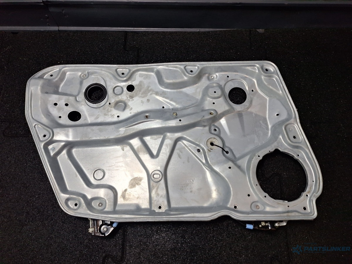 Macara geam stanga fata VOLKSWAGEN PASSAT 3B3 2000 - 2005 1.6 1.6 ALZ 3B1837461