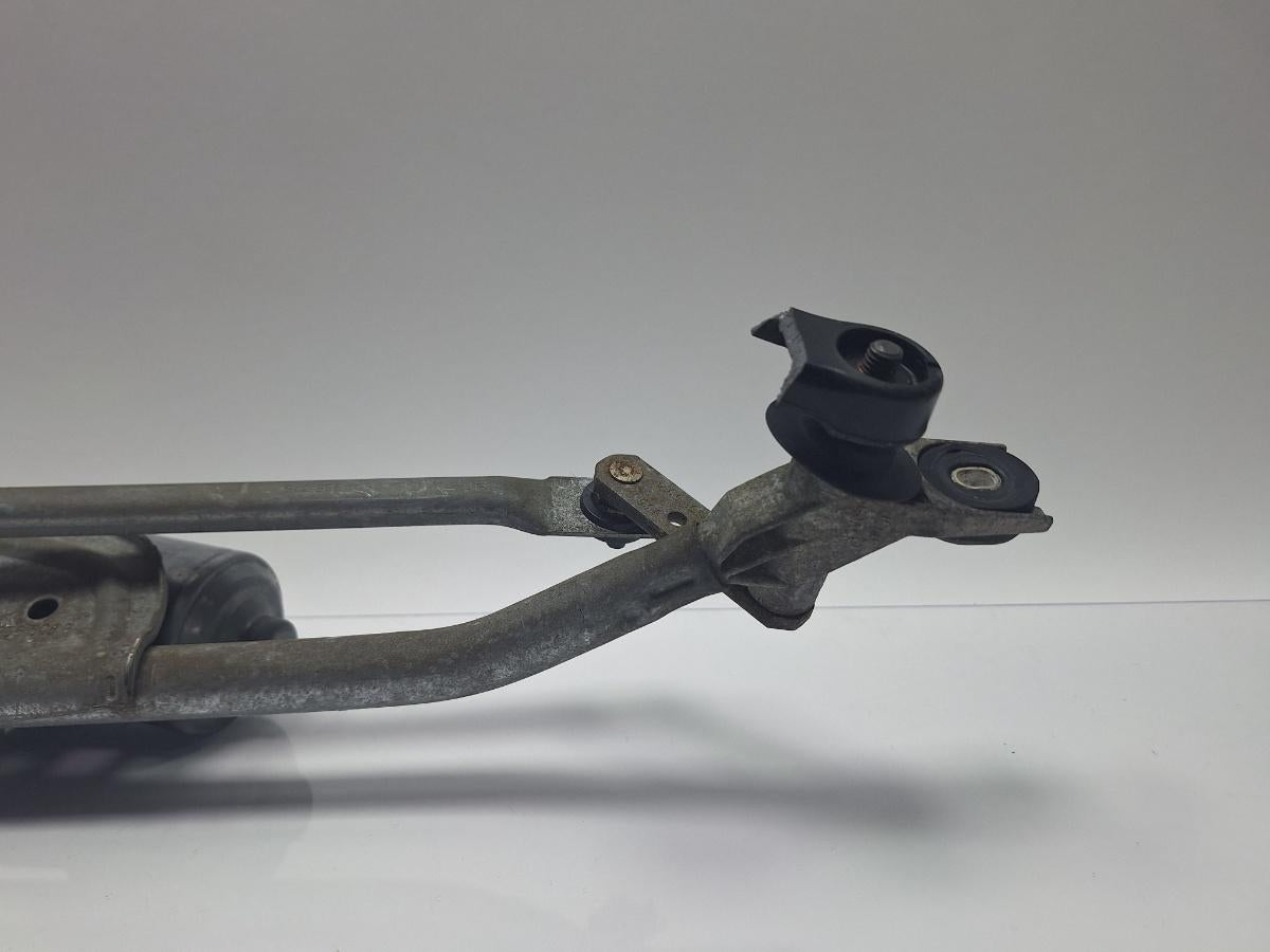 Ansamblu stergatoare VOLKSWAGEN PASSAT 3B3 2000 - 2005 1.6 1.6 ALZ BOSCH 0390241528 3B1955113D , 8D1955605B