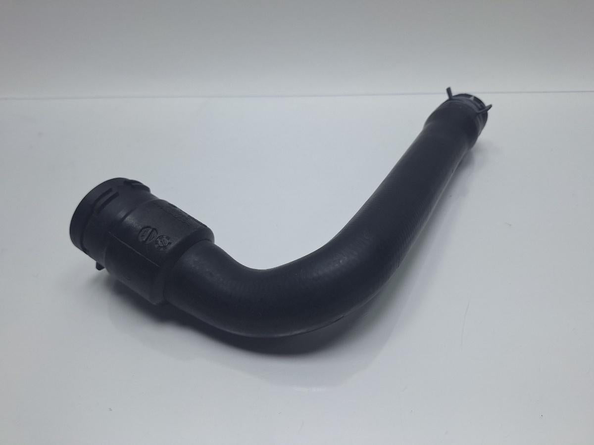 Furtun apa VOLKSWAGEN PASSAT 3B3 2000 - 2005 1.6 1.6 ALZ 8D0121101K