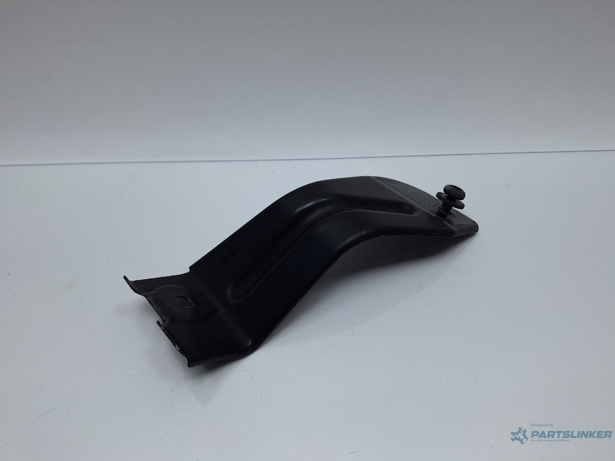 Suport de fixare aripa dreapta fata VOLKSWAGEN PASSAT 3B3 2000 - 2005 1.6 1.6 ALZ 3B0821238A