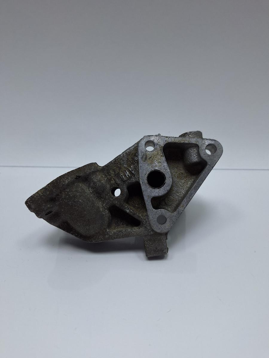 Flansa supapa EGR VOLKSWAGEN PASSAT 3B3 2000 - 2005 1.6 1.6 ALZ 06B131817L