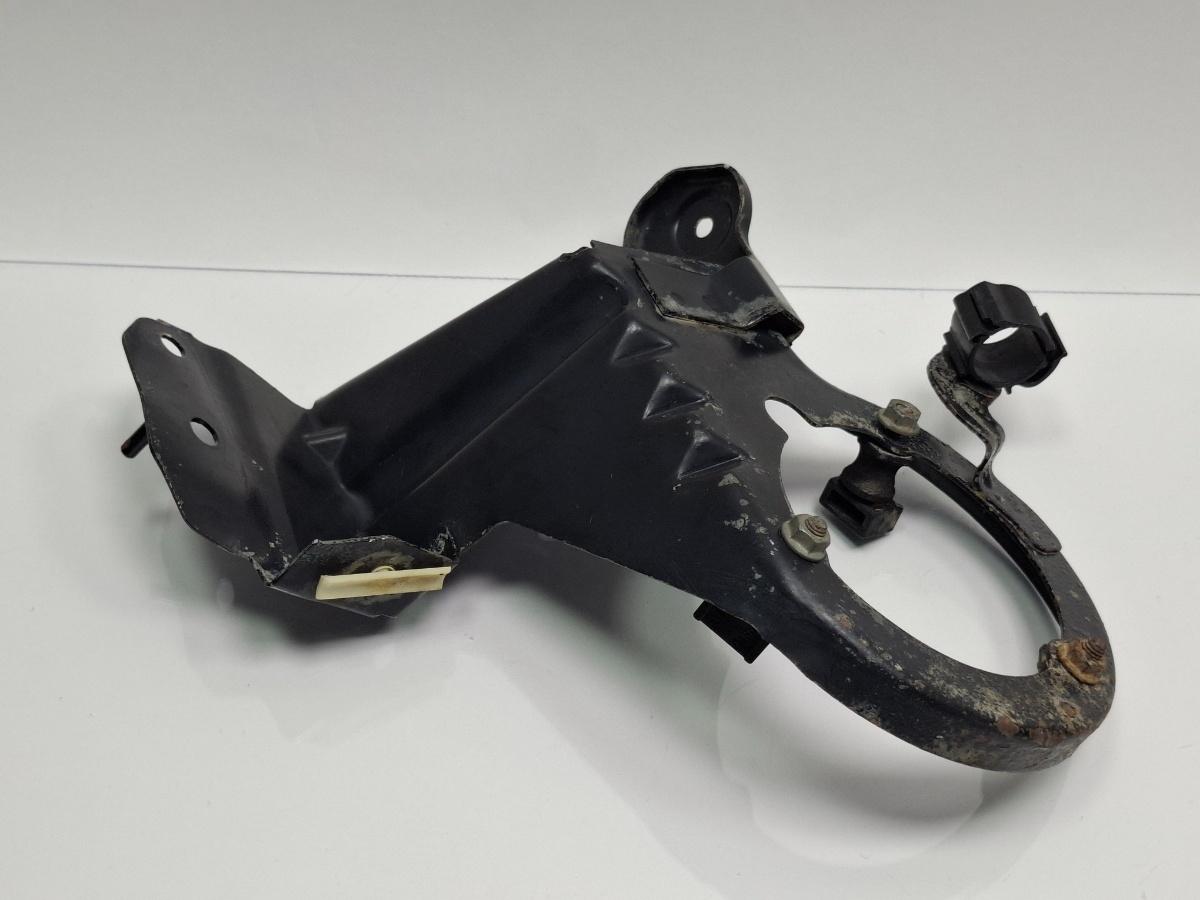 Suport pompa aer secundara VOLKSWAGEN PASSAT 3B3 2000 - 2005 1.6 1.6 ALZ 3B0906615