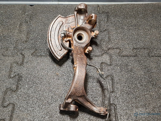 Fuzeta stanga fata VOLKSWAGEN PASSAT 3B3 2000 - 2005 1.6 1.6 ALZ 8D0407257AN