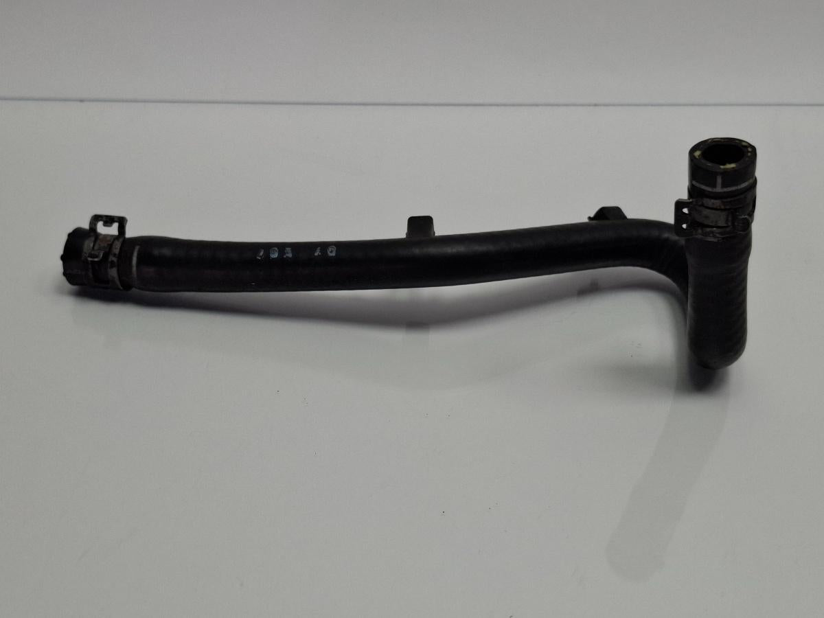 Furtun  apa VOLKSWAGEN PASSAT 3B3 2000 - 2005 1.6 1.6 ALZ 8D0121107D