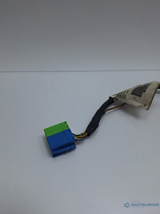 Mufa conector radio VOLKSWAGEN PASSAT 3B3 2000 - 2005 1.6 1.6 ALZ 4A0972643A , 4A0972643B