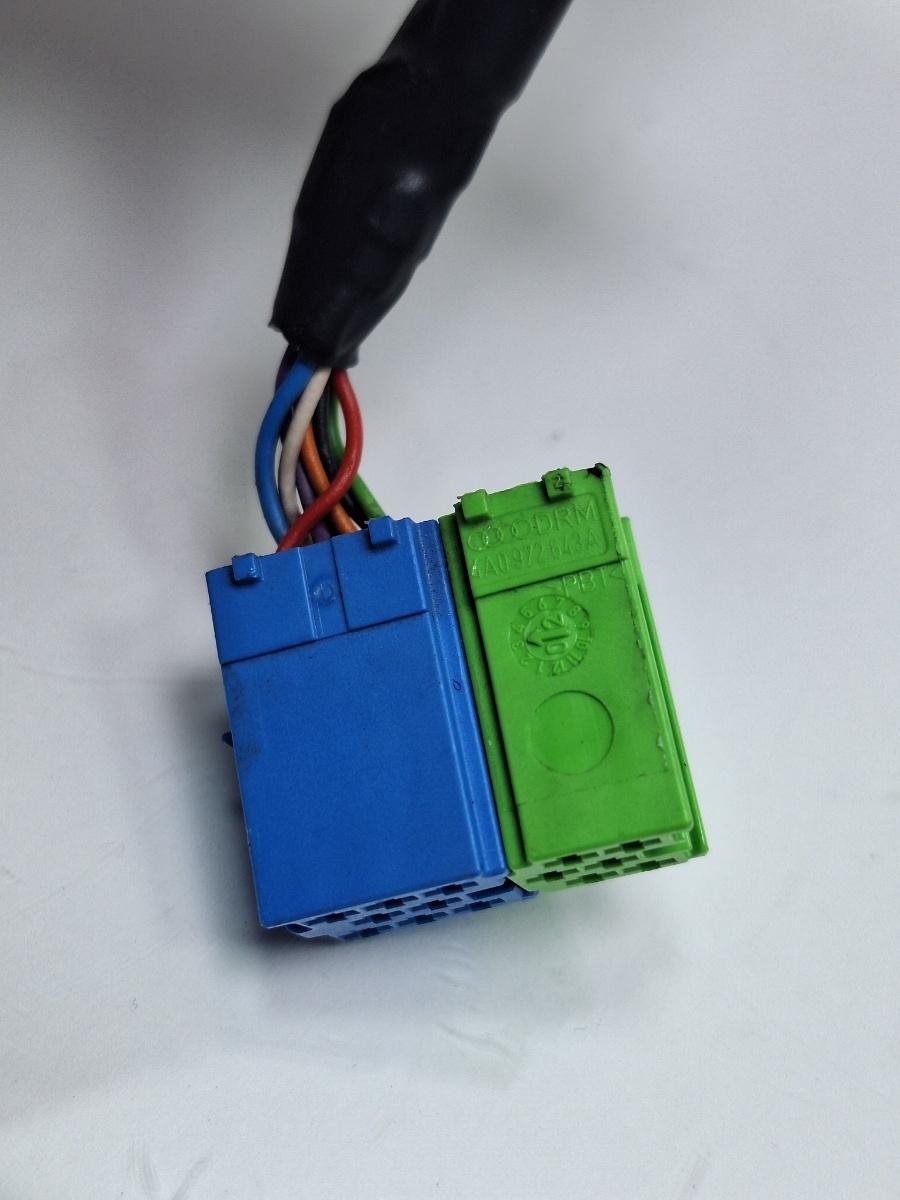 Mufa conector radio VOLKSWAGEN PASSAT 3B3 2000 - 2005 1.6 1.6 ALZ 4A0972643A , 4A0972643B
