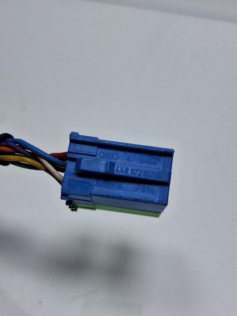 Mufa conector radio VOLKSWAGEN PASSAT 3B3 2000 - 2005 1.6 1.6 ALZ 4A0972643A , 4A0972643B