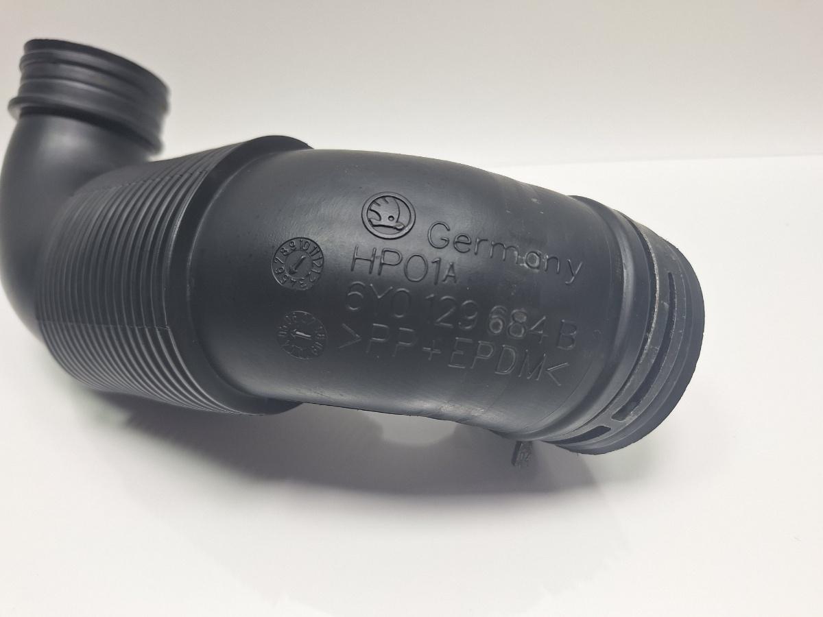 Conducta admisie filtru de aer VOLKSWAGEN FOX 5Z1, 5Z3 2003 - 2014 1.2 1.2 BMD, CHFB 6Y0129684B