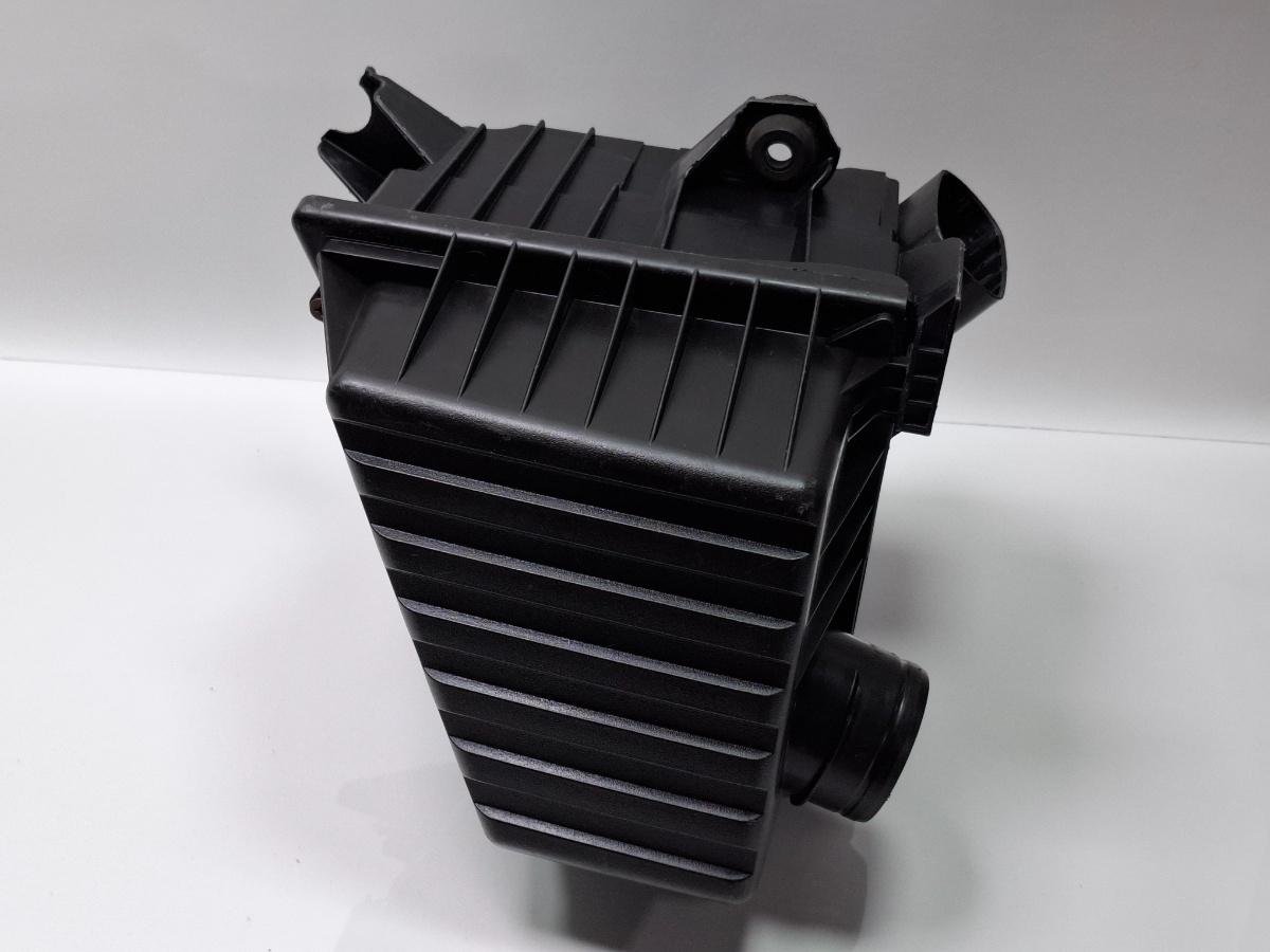 Carcasa filtru aer VOLKSWAGEN FOX 5Z1, 5Z3 2003 - 2014 1.2 1.2 BMD, CHFB 5Z0129607F