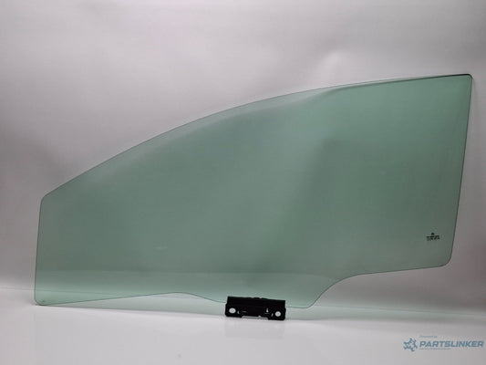 Geam usa stanga fata VOLKSWAGEN FOX 5Z1, 5Z3 2003 - 2014 1.2 1.2 BMD, CHFB SAINT-GOBAIN 43R001150 5Z3845021B