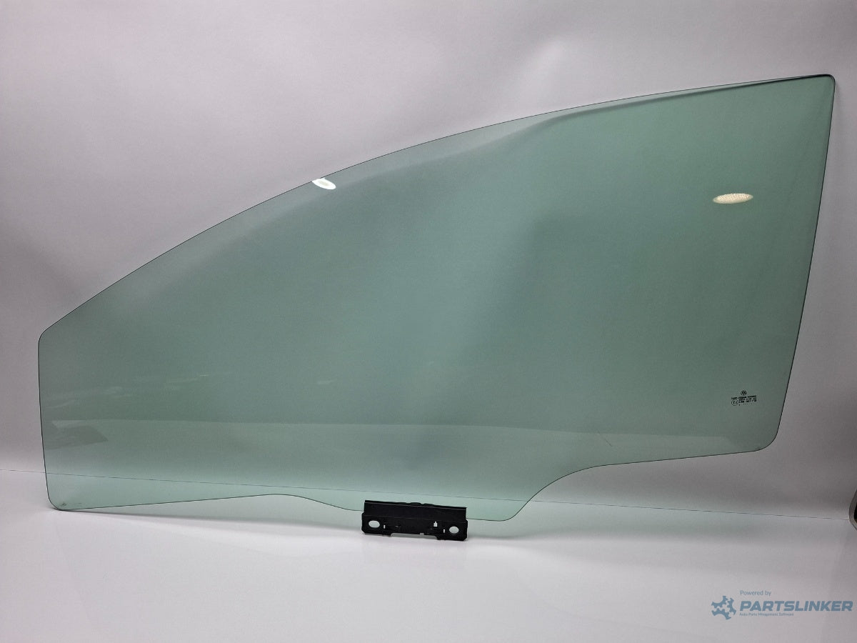 Geam usa stanga fata VOLKSWAGEN FOX 5Z1, 5Z3 2003 - 2014 1.2 1.2 BMD, CHFB SAINT-GOBAIN 43R001150 5Z3845021B