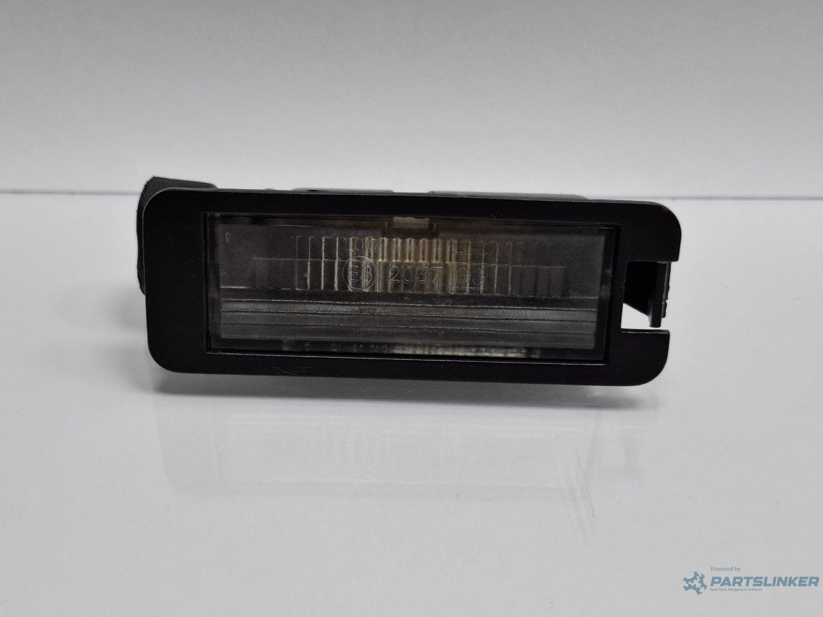 Lampa numar inmatriculare VOLKSWAGEN FOX 5Z1, 5Z3 2003 - 2014 1.2 1.2 BMD, CHFB 5X0943021