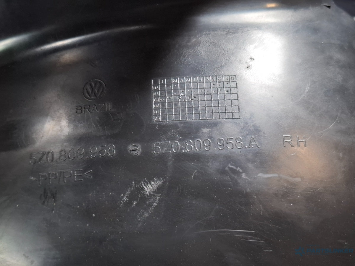 Carenaj dreapta fata VOLKSWAGEN FOX 5Z1, 5Z3 2003 - 2014 1.2 1.2 BMD, CHFB 5Z0809958A