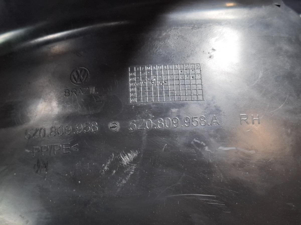 Carenaj dreapta fata VOLKSWAGEN FOX 5Z1, 5Z3 2003 - 2014 1.2 1.2 BMD, CHFB 5Z0809958A