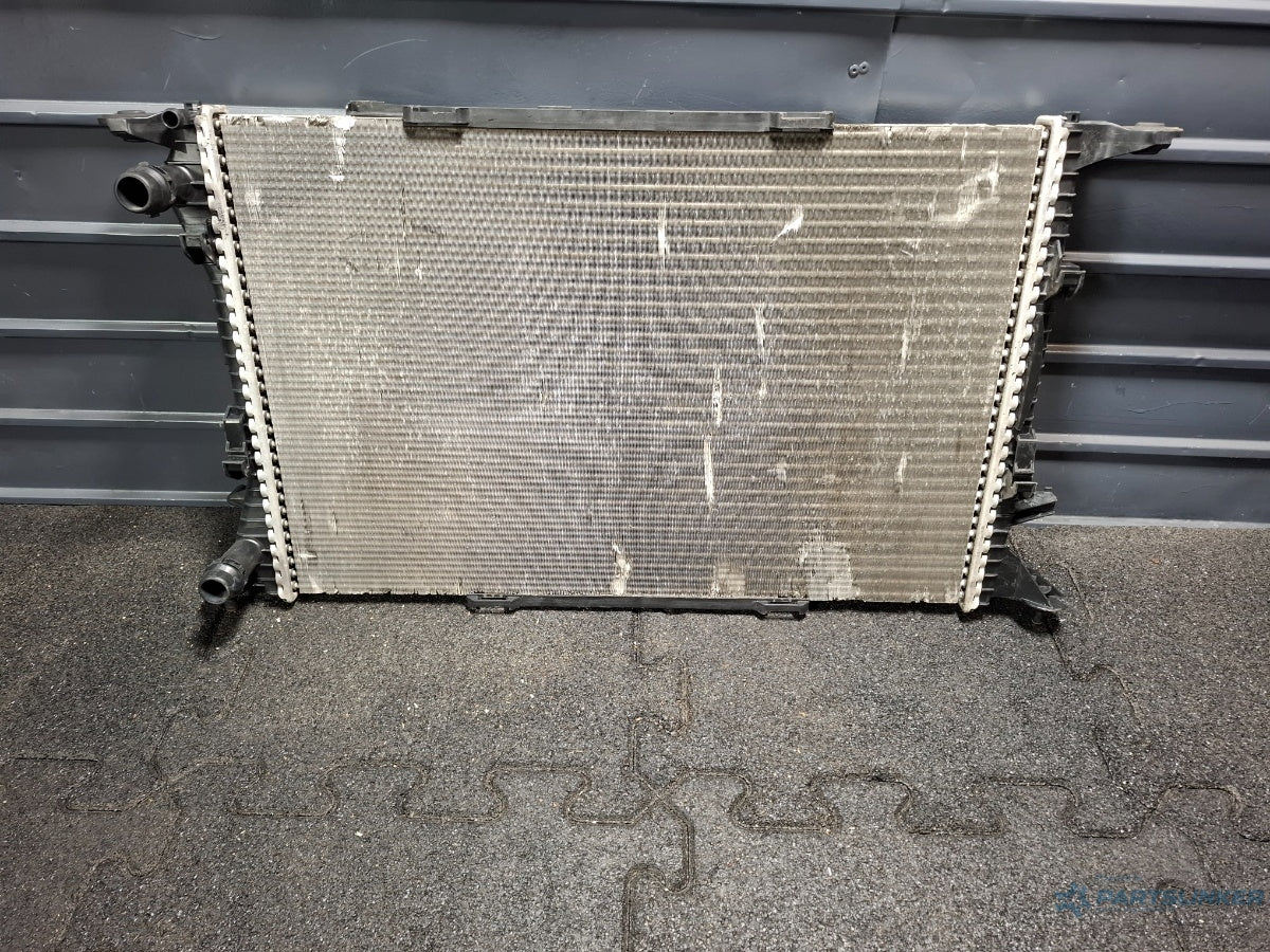 Radiator apa AUDI A4 IV Avant 8K5, B8 2007 - 2015 TDI CAGA, CJCA, CMEA, CMFA 8K0121251R