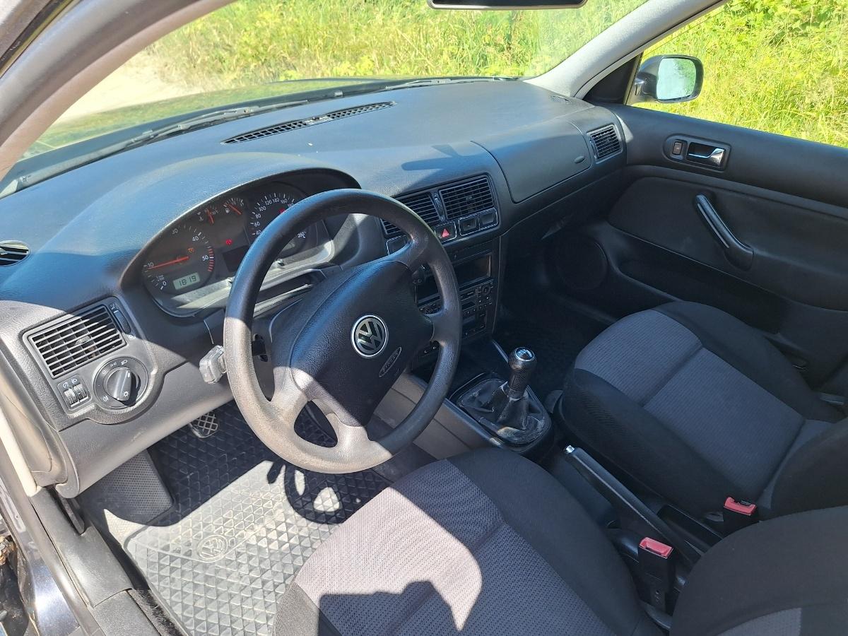 Dezmembrez VOLKSWAGEN GOLF IV Variant 1J5 2001 1.9 TDI ALH 66KW|90HP