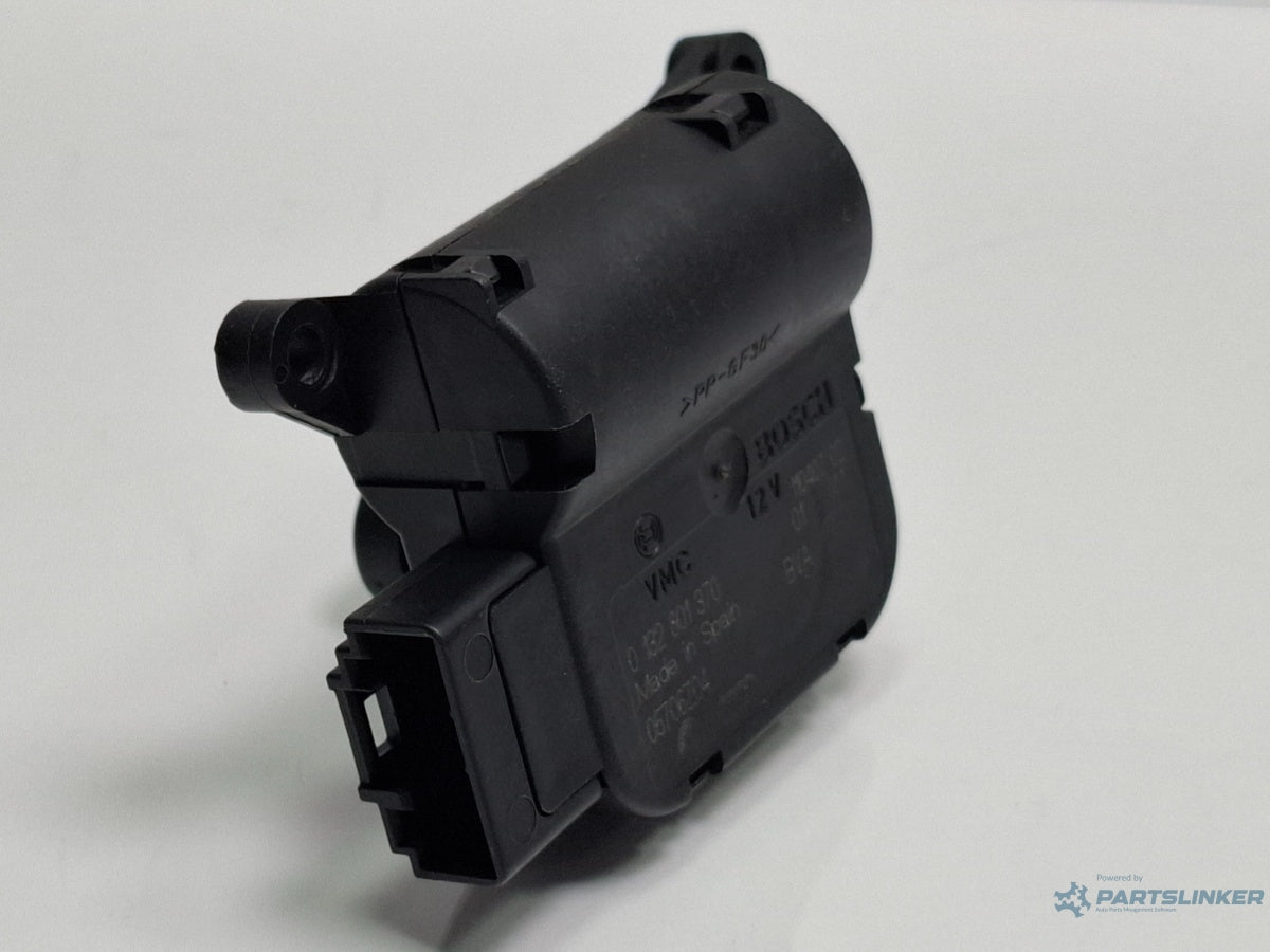 Motoras clapeta aeroterma VOLKSWAGEN PASSAT Variant 3C5 2005 - 2011 TDI BMP BOSCH 0132801370 3C0907511