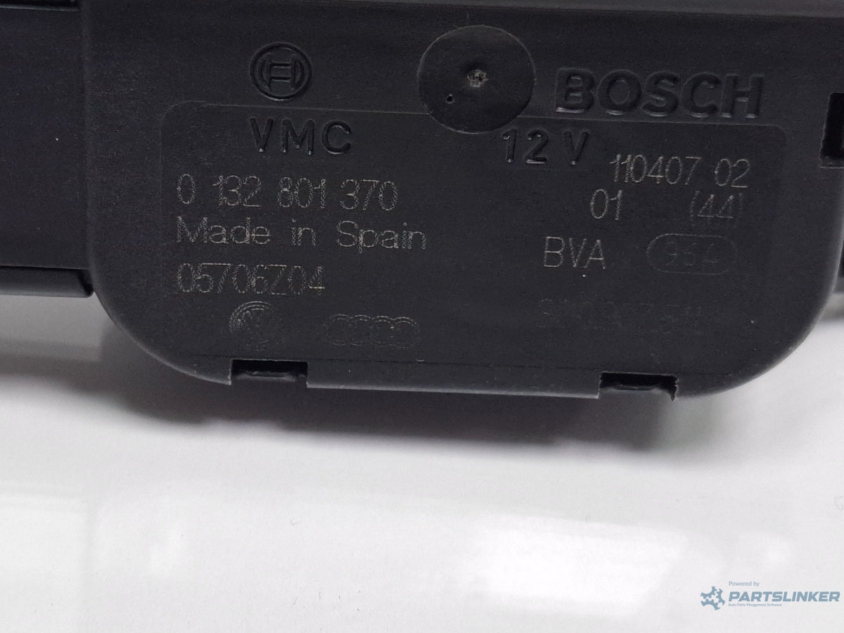 Motoras clapeta aeroterma VOLKSWAGEN PASSAT Variant 3C5 2005 - 2011 TDI BMP BOSCH 0132801370 3C0907511