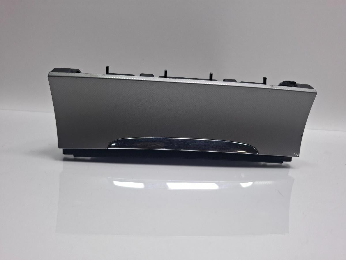 Scrumiera VOLKSWAGEN PASSAT Variant 3C5 2005 - 2011 TDI BMP 3C0863284A