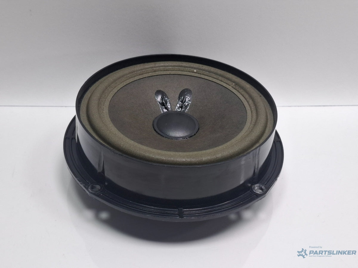 Boxa spate VOLKSWAGEN PASSAT Variant 3C5 2005 - 2011 TDI BMP 3C0035453