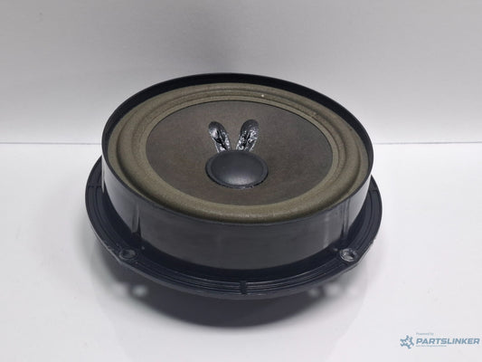 Boxa spate VOLKSWAGEN PASSAT Variant 3C5 2005 - 2011 TDI BMP 3C0035453