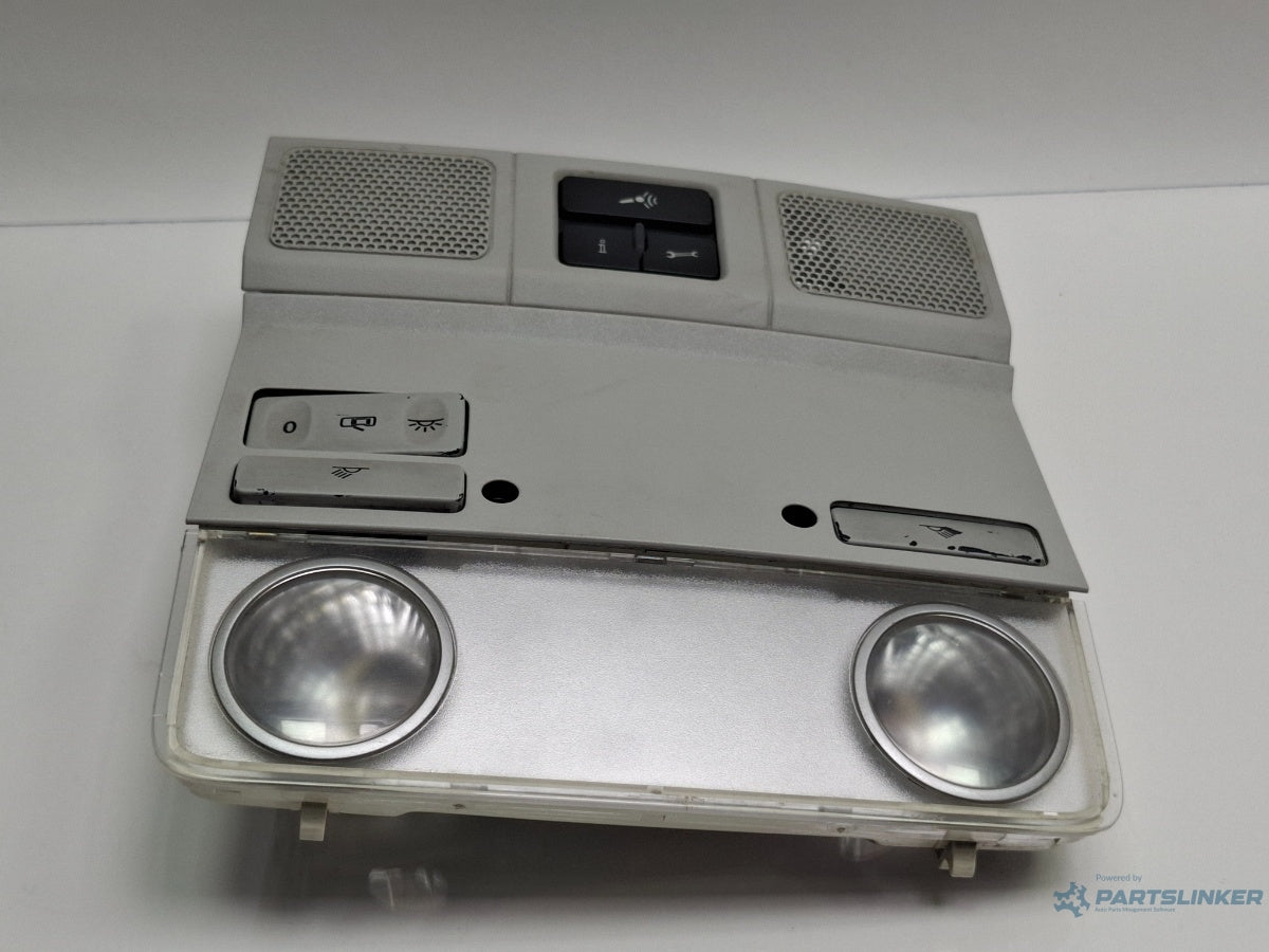 Plafoniera lumini VOLKSWAGEN PASSAT Variant 3C5 2005 - 2011 TDI BMP 1K0947105