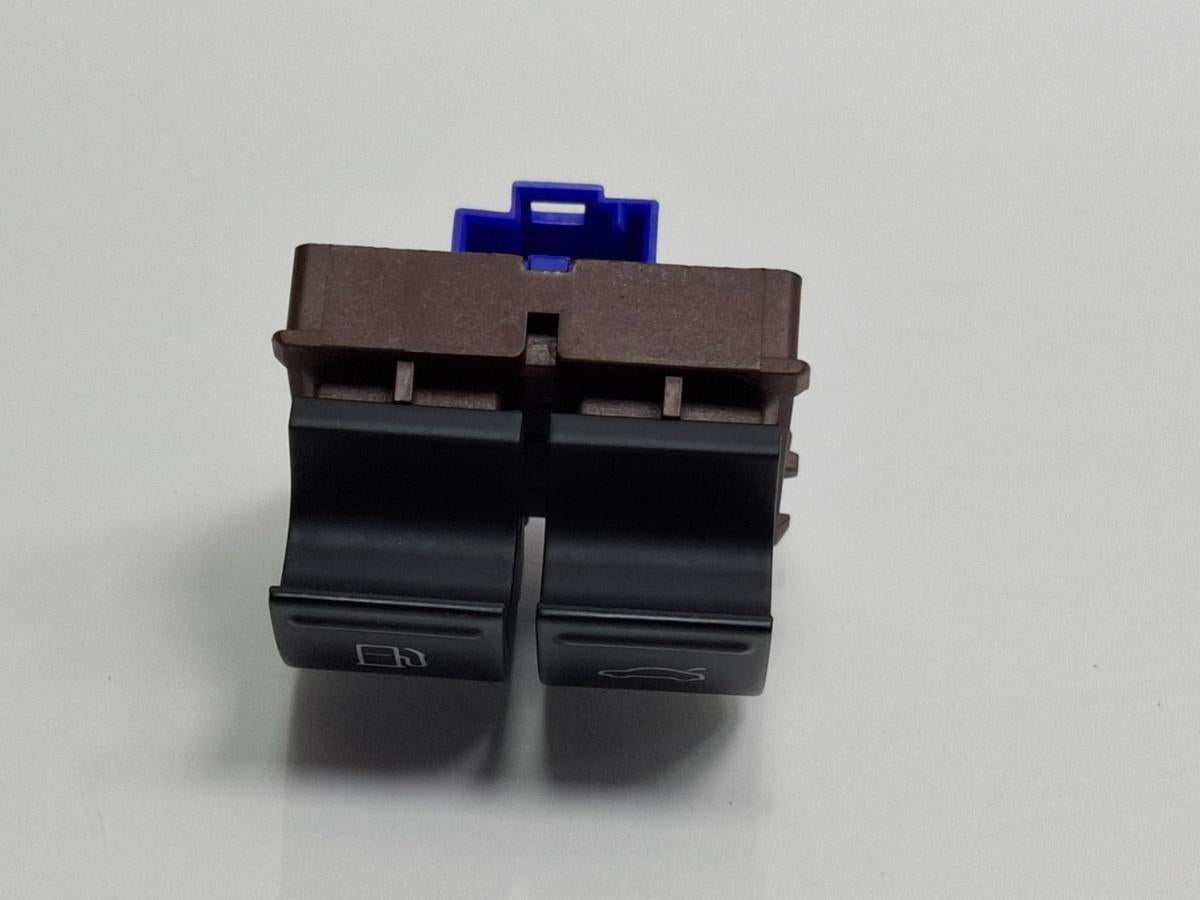 Buton deschidere portbagaj VOLKSWAGEN PASSAT Variant 3C5 2005 - 2011 TDI BMP 3C0959903B
