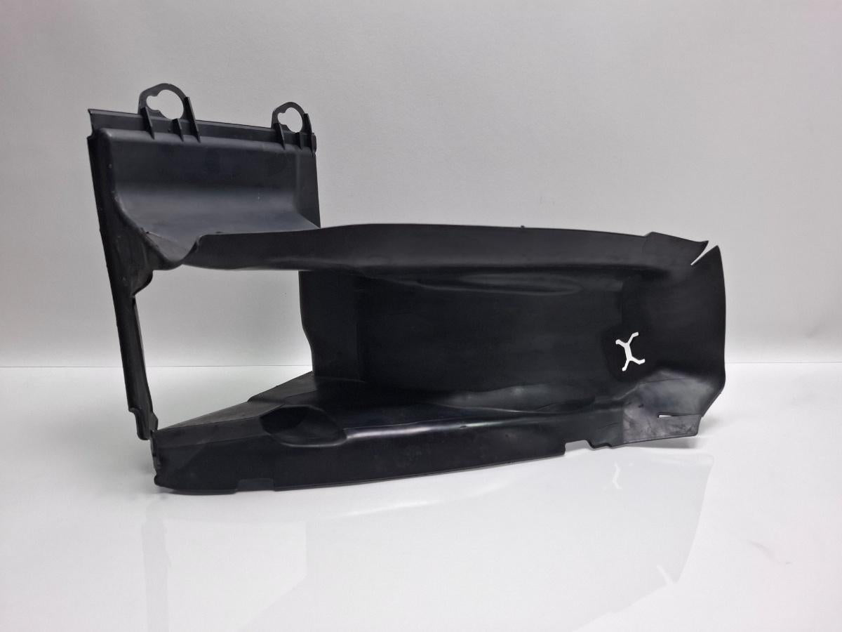 Deflector aer dreapta AUDI A6 III Allroad 4FH, C6 2006 - 2011 TDI quattro CANC 4F0145334D