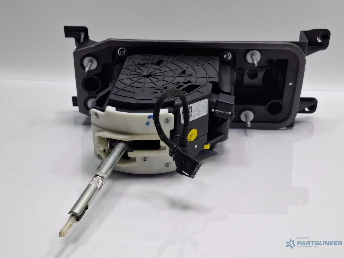 Schimbator de viteze/selector AUDI A3 Sportback 8VA, 8VF 2012 - > TDI CLHA 8V1713023G