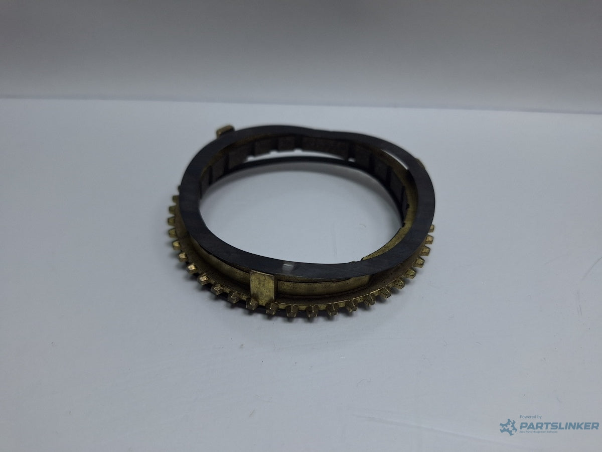 Sincron pinion treapta a 5-a cutie KWD VOLKSWAGEN TOURAN 1T1, 1T2 2003 - 2010 TDI BKC, BLS, BXE 02S311295A