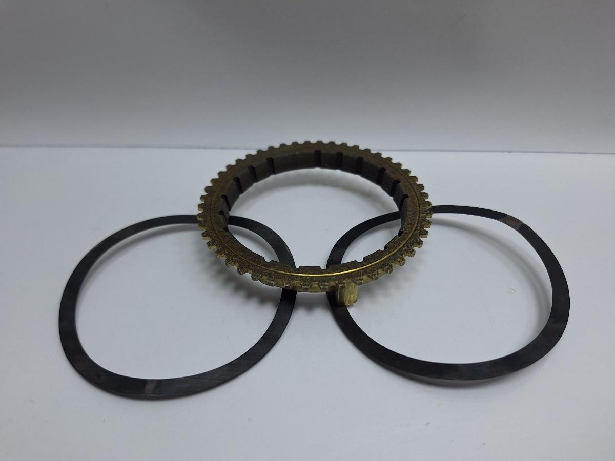 Sincron pinion treapta a 5-a cutie KWD VOLKSWAGEN TOURAN 1T1, 1T2 2003 - 2010 TDI BKC, BLS, BXE 02S311295A