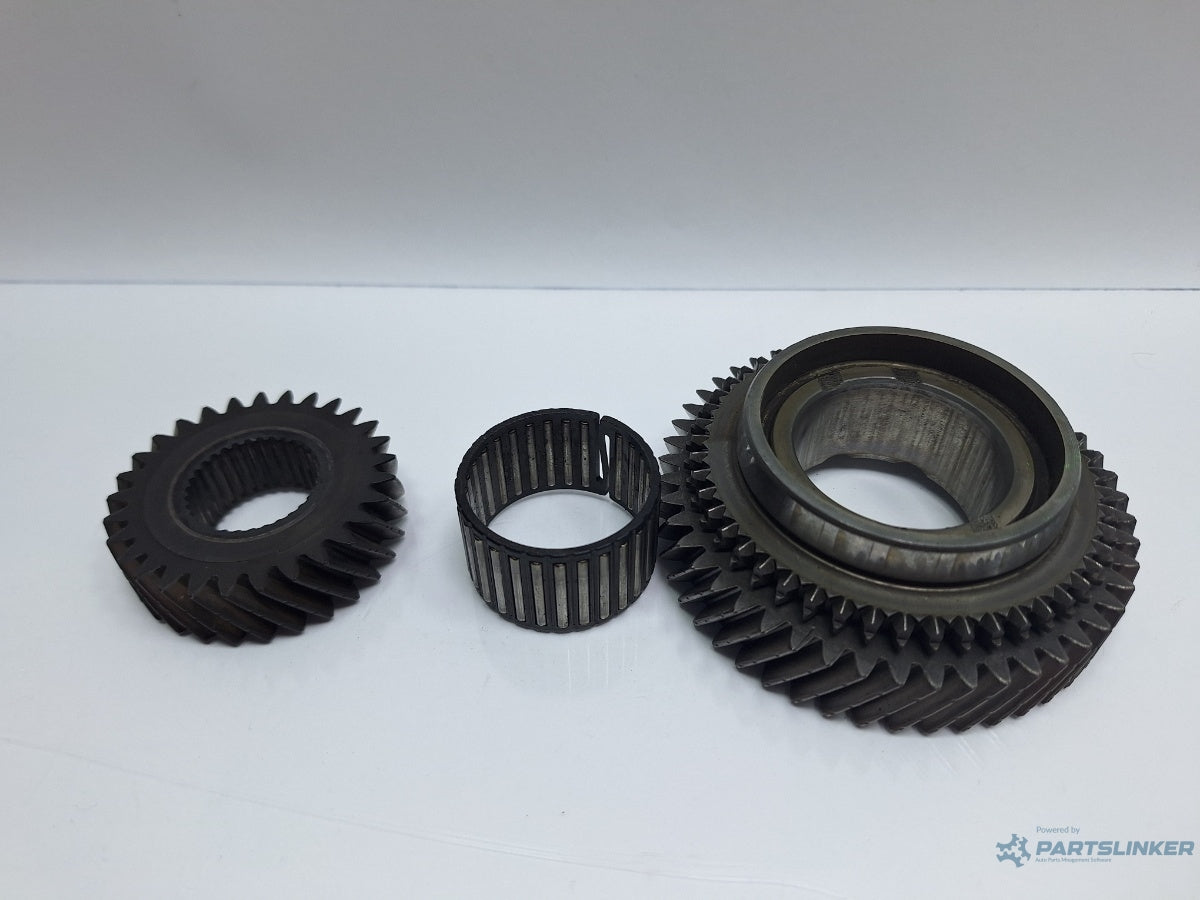 Pinioane treapta a 6-a VOLKSWAGEN TOURAN 1T1, 1T2 2003 - 2010 TDI BKC, BLS, BXE 02S311166AN , 02S311158AD