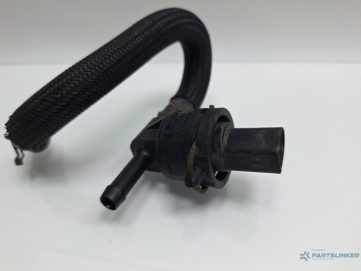 Senzor temperatura combustibil SKODA SUPERB 3U4 2001 - 2008 TDI AVF, AWX 038906081B